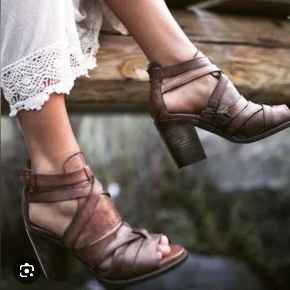 Freebird by Steven Claw Brown Strappy Sandal Heels Leather Size 9